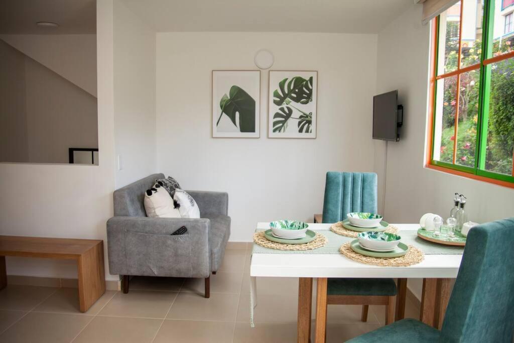 Guatapé Duplex Familiar Apartment Nature מראה חיצוני תמונה